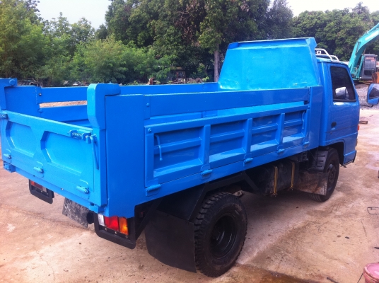 Isuzu Nkr ดั้ม เครื่อง 100 แรงม้า ทำสีใหม่ ยางใหม่ เครื่องดีคัสซีสวย ทะเบียนเต็ม พร้อมโอน