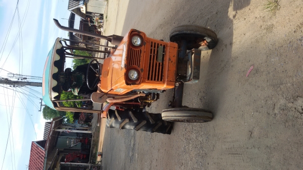 ขายครับ 38000บาท โทร0813655997อำพร พาเจริญ พร้อมใช้งานครับ เครื่องดี เกียร์ดี เอาใว้ทำรถมุ้นได้ครับ