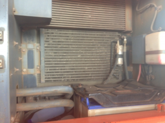 ขาย Hitachi Zx200 รุ่น 1 สภาพพร้อมลุยงาน ราคา 2,000,000 บาท ขาย Hitachi Zx200 รุ่น 1 สภาพพร้อมลุยงาน ราคา 2,000,000 บาท