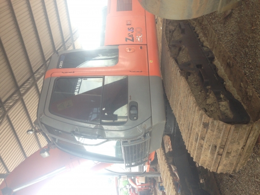 ขาย Hitachi Zx200 รุ่น 1 สภาพพร้อมลุยงาน ราคา 2,000,000 บาท ขาย Hitachi Zx200 รุ่น 1 สภาพพร้อมลุยงาน ราคา 2,000,000 บาท