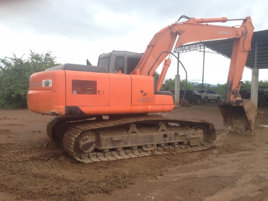 ขาย Hitachi Zx200 รุ่น 1 สภาพพร้อมลุยงาน ราคา 2,000,000 บาท