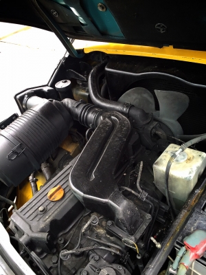 ขายรถ FORKLIFT ยี่ห้อ KOMATSU ขนาด2.5ตัน เครื่องยนต์ดีเซล เกียร์ธรรมดา ยกสุง4เมตร