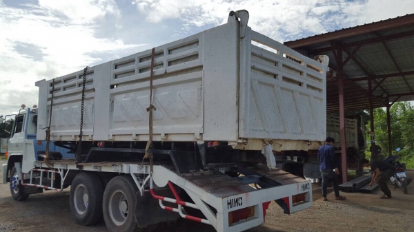 ขาย กระบะดั้มสามมิตร