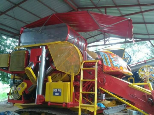 ขายรถเกี่ยวข้าว เกษตรพัฒนา รุ่นปลดหนี้ ปี53 เครื่อง210เทอร์โบ ตัวเดิน10ใหญ่ สภาพสวยพร้อมใช้งาน มีเอกสารใบอินวอร์ย สนใจโทร 090-8588220คุณนะ 093-3258446คุณบิว หรือเข้าดูสินค้าอื่นๆได้ที่ www.truck.in.th/498 หรือเพจFacebook ณรงค์ ซื้อขายรถมือสอง (เว็บไซต์ส่ว