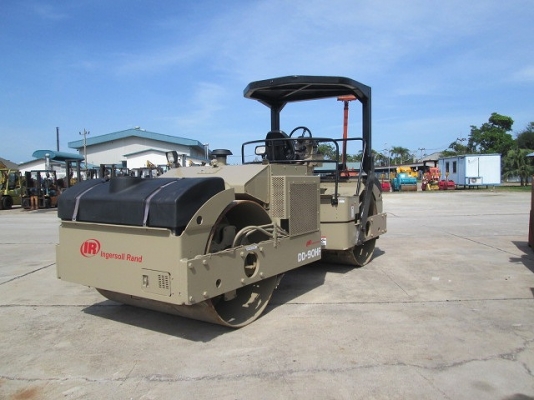 ขาย เครื่องจักร INGERSOLL RAND รุ่น DD-90 ปี 2004 ชั่วโมงการทำงาน 4386 ชั่วโมง ขาย เครื่องจักร INGERSOLL RAND รุ่น DD-90 ปี 2004 ชั่วโมงการทำงาน 4386 ชั่วโมง