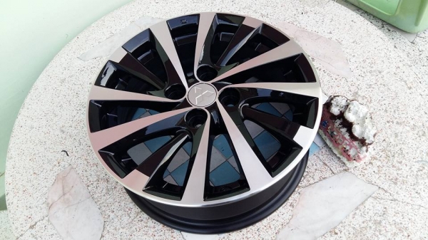 ขายล้อแม็ก mitsu attrage 15" สีดำหน้าเงา สนใจติดต่อเล็กคลองสามครับ 081-3747940 ขายล้อแม็ก mitsu attrage 15" สีดำหน้าเงา สนใจติดต่อเล็กคลองสามครับ 081-3747940