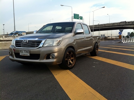 ขายโตโยต้า VIGO 4 ประตู แปลงหน้าหลัง แชมป์ ขอแต่งพอตัวพร้อมซิ่ง