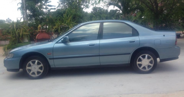 **73,000 บ.ต่อรอง /// HONDA ACCORD 2.2 VTi ก้อนเดียว สวยๆ **ขาย HONDA ACCORD โฉมไฟท้ายก้อนเดียว สภาพสวยบาง พร้อมใช้งาน HONDA ACCORD 2.2 VTi Auto โฉมไฟท้ายก้อนเดียว ปี38/95 เครื่องเดิมเกียร์เดิม ครับ เครื่องVTEC แน่นดี แรง ติดLPG หัวฉีด สุดประหยัด (ยังไม่ล **73,000 บ.ต่อรอง /// HONDA ACCORD 2.2 VTi ก้อนเดียว สวยๆ **ขาย HONDA ACCORD โฉมไฟท้ายก้อนเดียว สภาพสวยบาง พร้อมใช้งาน HONDA ACCORD 2.2 VTi Auto โฉมไฟท้ายก้อนเดียว ปี38/95 เครื่องเดิมเกียร์เดิม ครับ เครื่องVTEC แน่นดี แรง ติดLPG หัวฉีด สุดประหยัด (ยังไม่ล