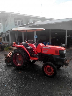 ขอขายคูโบต้าL2808 พร้อมผาน5ตราช้าง เครื่องเกียร์ดี หางไว พร้อมทำงานครับ ขอขายคูโบต้าL2808 พร้อมผาน5ตราช้าง เครื่องเกียร์ดี หางไว พร้อมทำงานครับ