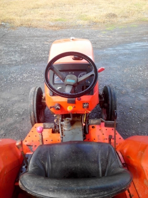 ขอขายคูโบต้าL2808 พร้อมผาน5ตราช้าง เครื่องเกียร์ดี หางไว พร้อมทำงานครับ ขอขายคูโบต้าL2808 พร้อมผาน5ตราช้าง เครื่องเกียร์ดี หางไว พร้อมทำงานครับ