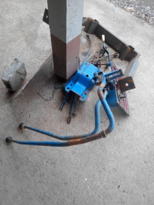 ขอขายตู้แอร์รถไถฟอร์ สภาพดี พร้อมพวงมาลัยทั้งยวง เกียร์ข้าง สมบูรณ์มากเอเอาไปยกใส่ได้เลยครับ ขอขายตู้แอร์รถไถฟอร์ สภาพดี พร้อมพวงมาลัยทั้งยวง เกียร์ข้าง สมบูรณ์มากเอเอาไปยกใส่ได้เลยครับ