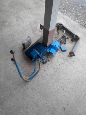 ขอขายตู้แอร์รถไถฟอร์ สภาพดี พร้อมพวงมาลัยทั้งยวง เกียร์ข้าง สมบูรณ์มากเอเอาไปยกใส่ได้เลยครับ ขอขายตู้แอร์รถไถฟอร์ สภาพดี พร้อมพวงมาลัยทั้งยวง เกียร์ข้าง สมบูรณ์มากเอเอาไปยกใส่ได้เลยครับ