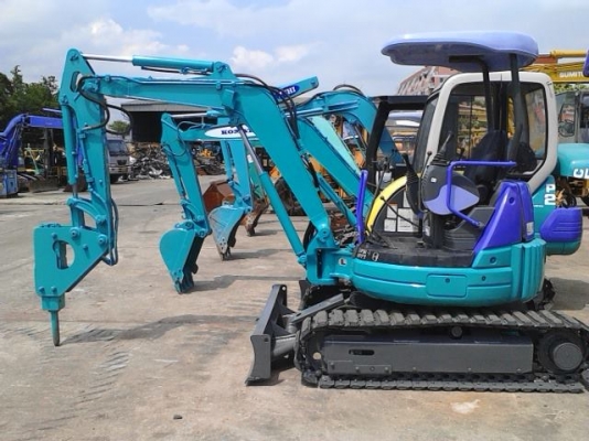 ขายรถแม็คโคร PC30 MR-1 พร้อมหัวกระแทก