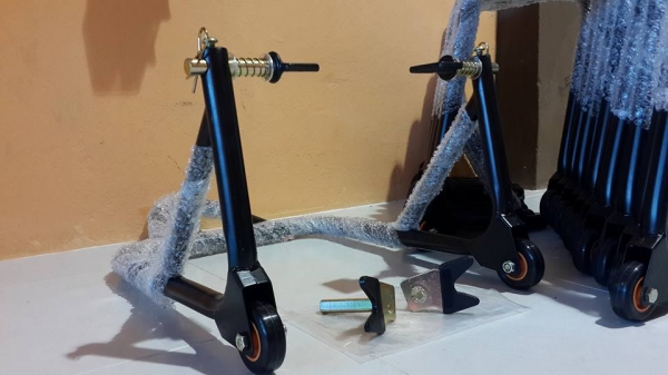 ขาย สแตนยกรถ bigbike หรือรุ่นอื่นๆงานเกด A ทนทานแข็งแรงมีสองสีให้เลือก