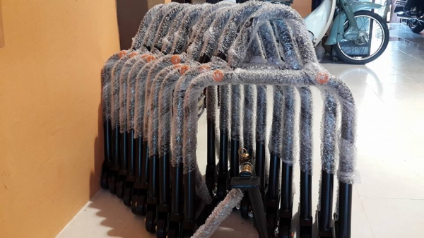 ขาย สแตนยกรถ bigbike หรือรุ่นอื่นๆงานเกด A ทนทานแข็งแรงมีสองสีให้เลือก