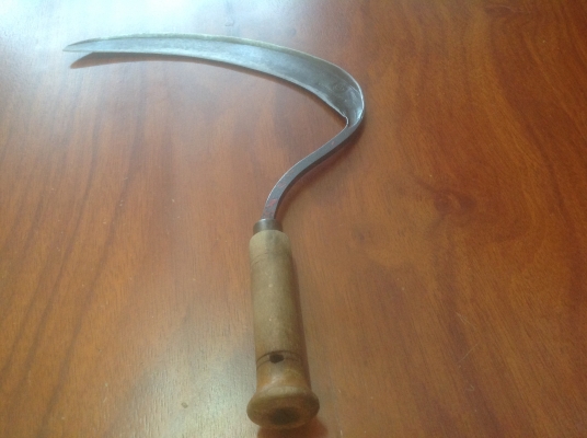 ขายเคียวเกี่ยวหญ้าโบราณ สำหรับใช้ในฟาร์ม,ไร่,นา เก่าหายากงานแฮนด์เมด