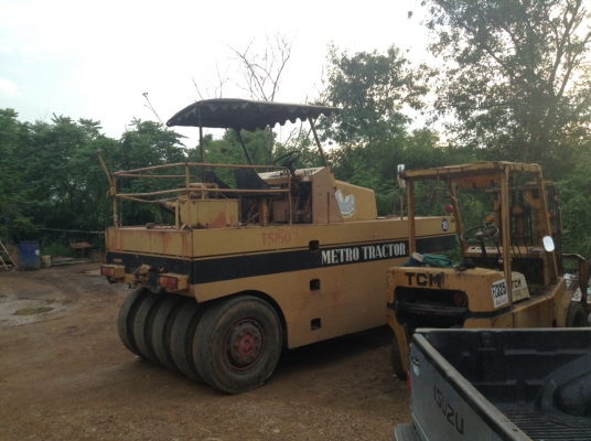 ขายรถบด SAKAI    TS 150    9 ล้อเล่มทะเบียนสวยพร้อมใช้ราคา 700,000 090-772-3710 090-772-3708