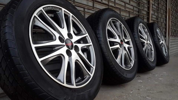 TRD V1 ขอบ 15 4รู100 ยาง Dunlop