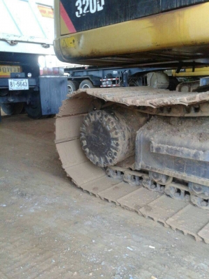 ขายรถแบคโฮ CAT  320 D  8,&times;&times;&times;ชม.เอกสารพร้อมรถสวยพร้อมใช้ราคา 1,830,000 090-772-3710 090-772-3708