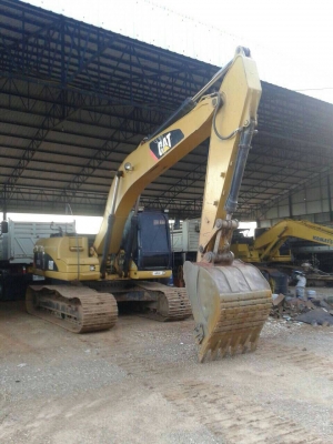 ขายรถแบคโฮ CAT  320 D  8,&times;&times;&times;ชม.เอกสารพร้อมรถสวยพร้อมใช้ราคา 1,830,000 090-772-3710 090-772-3708