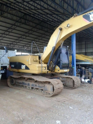 ขายรถแบคโฮ CAT  320 D  8,&times;&times;&times;ชม.เอกสารพร้อมรถสวยพร้อมใช้ราคา 1,830,000 090-772-3710 090-772-3708