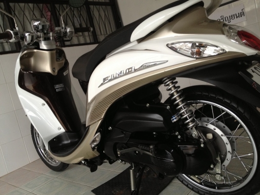 Fino Fi ลายPremium วิ่ง9000 ปี56 (ของแถม 4 รายการ) Fino Fi ลายPremium วิ่ง9000 ปี56 (ของแถม 4 รายการ)