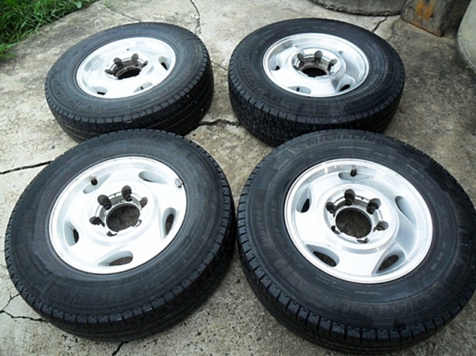 แม็กรถกระบะ แท้ - 6รู139 พร้อมยางมิชลิน ดอกหนาๆ (4ล้อ 3,400บ.)