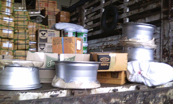 แม็กกระบะขอบ17 แท้ - 6รู139 สภาพดี ไม่คด ไม่ดุ้ง (4วง 6,900บ.)