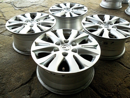 แม็กกระบะขอบ17 แท้ - 6รู139 สภาพดี ไม่คด ไม่ดุ้ง (4วง 6,900บ.)