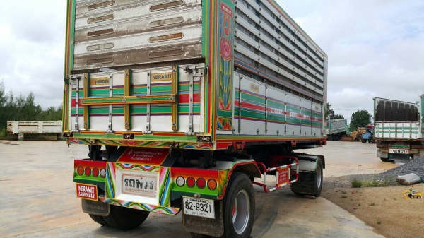 ขายด่วนลูกพ่วงดั้ม ปี55 ยาว6.50เมตร สูง 2.10เมตร อู่เนรมิต