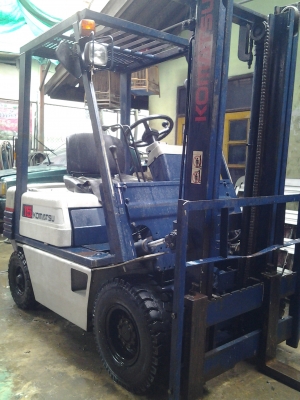 FORKLIFT KOMATSU 1.5 ตัน เครื่องดีเซล สภาพสวย พร้อมใช้งาน