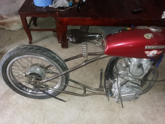 ขายโปรเจค honda GL โอลสคูลหลังแข็งสวยๆครับ ขายโปรเจค honda GL โอลสคูลหลังแข็งสวยๆครับ