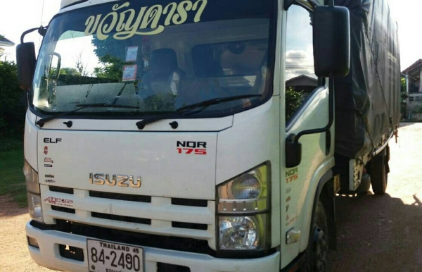 หกล้อ อีซูซุ NQR 175 ปี53 แอร์หนาว พ.เวอร์ยาว5.50ม รถสวยจัดเดิมๆไม่มีชน ทะเบียนพร้อมโอน ราคา 835,000บ ครับท่าน หกล้อ อีซูซุ NQR 175 ปี53 แอร์หนาว พ.เวอร์ยาว5.50ม รถสวยจัดเดิมๆไม่มีชน ทะเบียนพร้อมโอน ราคา 835,000บ ครับท่าน