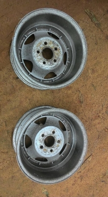 ล้อเรโทร ออฟโรด 15นิ้ว5/110กว้าง 7 มีคู่เดียว