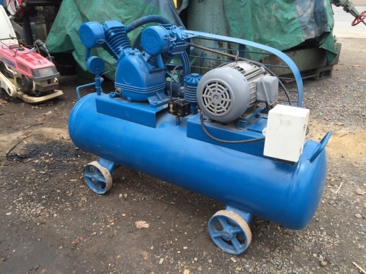 Sell> ขายปั้มลม พูม่า 3 แรง มอเตอร์ไฟ 3 เฟส 380V. สวยกริ๊บพร้อมใช้งานครับ Sell> ขายปั้มลม พูม่า 3 แรง มอเตอร์ไฟ 3 เฟส 380V. สวยกริ๊บพร้อมใช้งานครับ