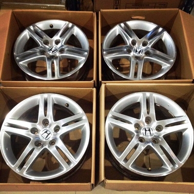 แม็กซ์ 16 นิ้ว CIVIC ก้านคู่หน้าเงา 16 นิ้ว กว้าง 6ครึ่ง ET 45 ตจวส่งได้ครับ