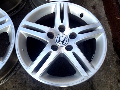 แม็กซ์ 16 นิ้ว CIVIC ก้านคู่หน้าเงา 16 นิ้ว กว้าง 6ครึ่ง ET 45 ตจวส่งได้ครับ