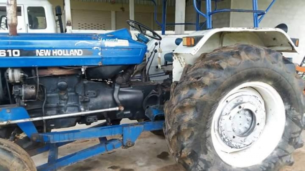 ขายรถไถ FORD 6600 เครื่องT3 อุปกรณ์ ดันหน้า ผานหลัง สภาพสวยพร้อมใช้งาน เอกสารเล่มทะเบียนพร้อมโอน สนใจโทร 090-8588220คุณนะ 093-3258446คุณบิว หรือเข้าดูสินค้าอื่นๆได้ที่ www.truck.in.th/498 หรือเพจFacebook ณรงค์ ซื้อขายรถมือสอง (เว็บไซต์ส่วนตัว) หรือFacebo ขายรถไถ FORD 6600 เครื่องT3 อุปกรณ์ ดันหน้า ผานหลัง สภาพสวยพร้อมใช้งาน เอกสารเล่มทะเบียนพร้อมโอน สนใจโทร 090-8588220คุณนะ 093-3258446คุณบิว หรือเข้าดูสินค้าอื่นๆได้ที่ www.truck.in.th/498 หรือเพจFacebook ณรงค์ ซื้อขายรถมือสอง (เว็บไซต์ส่วนตัว) หรือFacebo