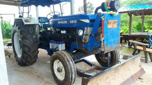 ขายรถไถ FORD 6600 เครื่องT3 อุปกรณ์ ดันหน้า ผานหลัง สภาพสวยพร้อมใช้งาน เอกสารเล่มทะเบียนพร้อมโอน สนใจโทร 090-8588220คุณนะ 093-3258446คุณบิว หรือเข้าดูสินค้าอื่นๆได้ที่ www.truck.in.th/498 หรือเพจFacebook ณรงค์ ซื้อขายรถมือสอง (เว็บไซต์ส่วนตัว) หรือFacebo ขายรถไถ FORD 6600 เครื่องT3 อุปกรณ์ ดันหน้า ผานหลัง สภาพสวยพร้อมใช้งาน เอกสารเล่มทะเบียนพร้อมโอน สนใจโทร 090-8588220คุณนะ 093-3258446คุณบิว หรือเข้าดูสินค้าอื่นๆได้ที่ www.truck.in.th/498 หรือเพจFacebook ณรงค์ ซื้อขายรถมือสอง (เว็บไซต์ส่วนตัว) หรือFacebo