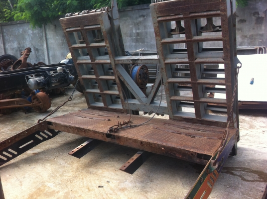 หางปลาไฮโดรลิค เทเลอร์ 10 ล้อ ทำจากเหล็กเกรด A ได้มาตรฐาน ขึ้นรถแมคโค 200 ได้ ใช้งานได้เลย พร้อมกระบอกไฮโดรลิค หางปลาไฮโดรลิค เทเลอร์ 10 ล้อ ทำจากเหล็กเกรด A ได้มาตรฐาน ขึ้นรถแมคโค 200 ได้ ใช้งานได้เลย พร้อมกระบอกไฮโดรลิค