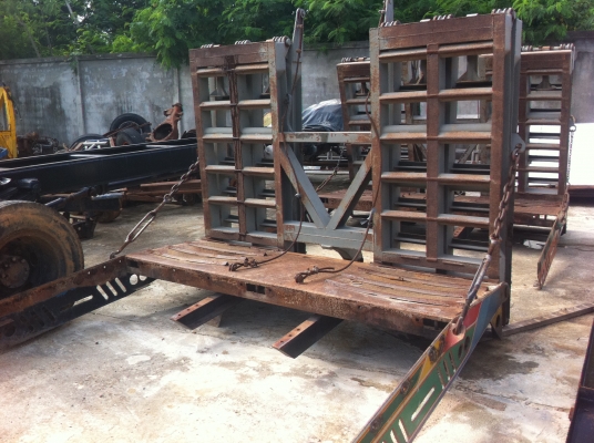 หางปลาไฮโดรลิค เทเลอร์ 10 ล้อ ทำจากเหล็กเกรด A ได้มาตรฐาน ขึ้นรถแมคโค 200 ได้ ใช้งานได้เลย พร้อมกระบอกไฮโดรลิค หางปลาไฮโดรลิค เทเลอร์ 10 ล้อ ทำจากเหล็กเกรด A ได้มาตรฐาน ขึ้นรถแมคโค 200 ได้ ใช้งานได้เลย พร้อมกระบอกไฮโดรลิค