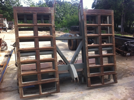 หางปลาไฮโดรลิค เทเลอร์ 10 ล้อ ทำจากเหล็กเกรด A ได้มาตรฐาน ขึ้นรถแมคโค 200 ได้ ใช้งานได้เลย พร้อมกระบอกไฮโดรลิค หางปลาไฮโดรลิค เทเลอร์ 10 ล้อ ทำจากเหล็กเกรด A ได้มาตรฐาน ขึ้นรถแมคโค 200 ได้ ใช้งานได้เลย พร้อมกระบอกไฮโดรลิค