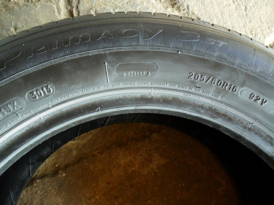 ยางขอบ16 มิชลิน205-60-R16ลงพื้นปี14 (4เส้น 3,500บ) ยางขอบ16 มิชลิน205-60-R16ลงพื้นปี14 (4เส้น 3,500บ)