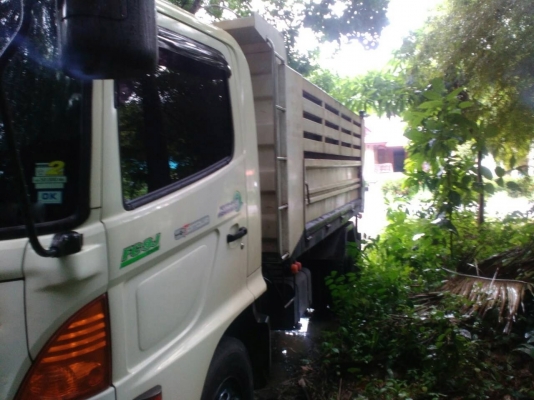 รถฮีโน่ 6 ล้อดั้ม FC9J 175 แรงม้า. ปี 52  , ( รถวิ่ง 1xx,xxx กม. )     สนใจติดต่อ  081 - 6079515