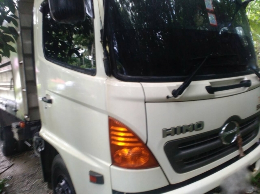 รถฮีโน่ 6 ล้อดั้ม FC9J 175 แรงม้า. ปี 52  , ( รถวิ่ง 1xx,xxx กม. )     สนใจติดต่อ  081 - 6079515