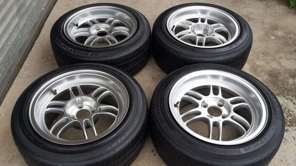 RPF1 ขอบ 15 4รู100 กว้าง8 ออฟ35/12 ยาง Dunlop ปี12
