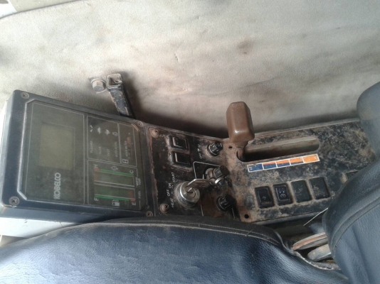 ขายรถแบคโฮ KOBELCO SK120-/// เอกสารอินวอย ระบบไฟเต็ม ราคา 750000