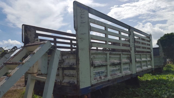 ขาย กระบะล่องไม่ดั้ม