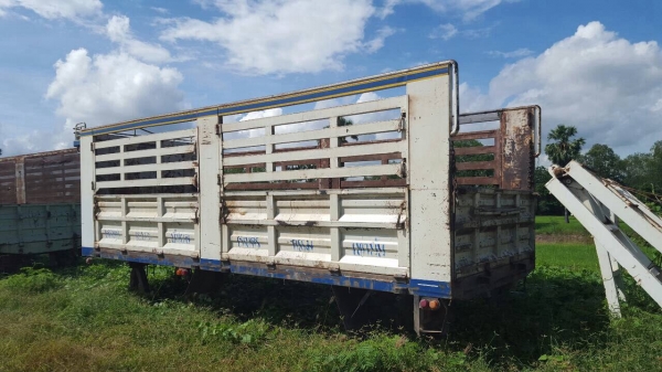 ขาย กระบะล่องไม่ดั้ม