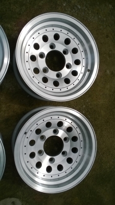 ล้อหยดน้ำ 14*6 6/139.7 ราคา6500 บาท ล้อหยดน้ำ 14*6 6/139.7 ราคา6500 บาท